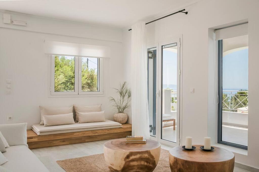 Lourdas White Villa لورداهاتا المظهر الخارجي الصورة