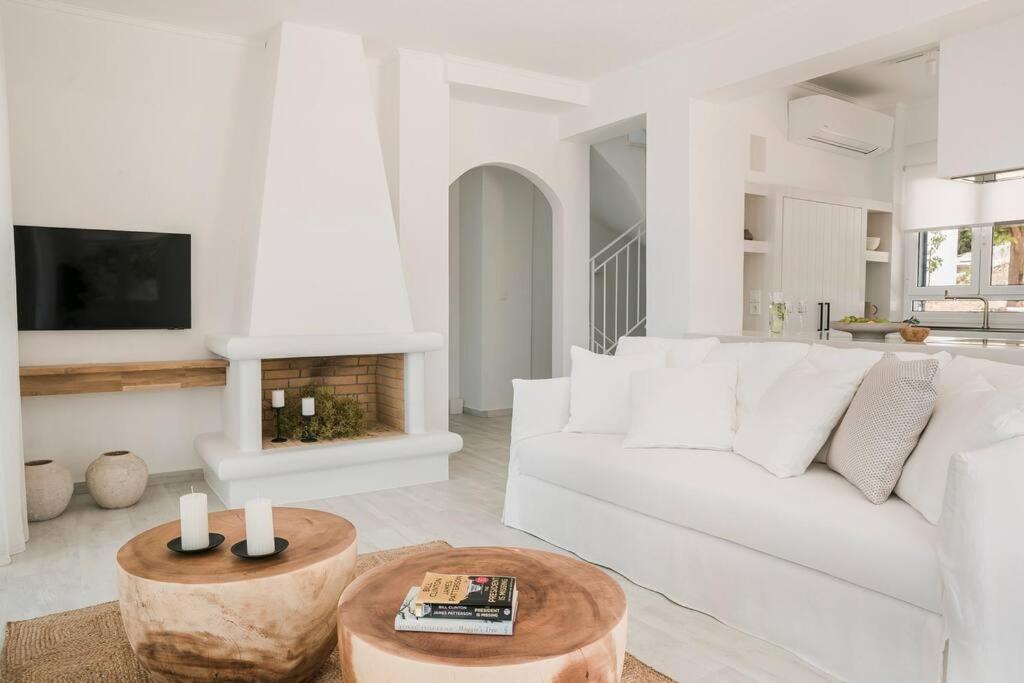 Lourdas White Villa لورداهاتا المظهر الخارجي الصورة