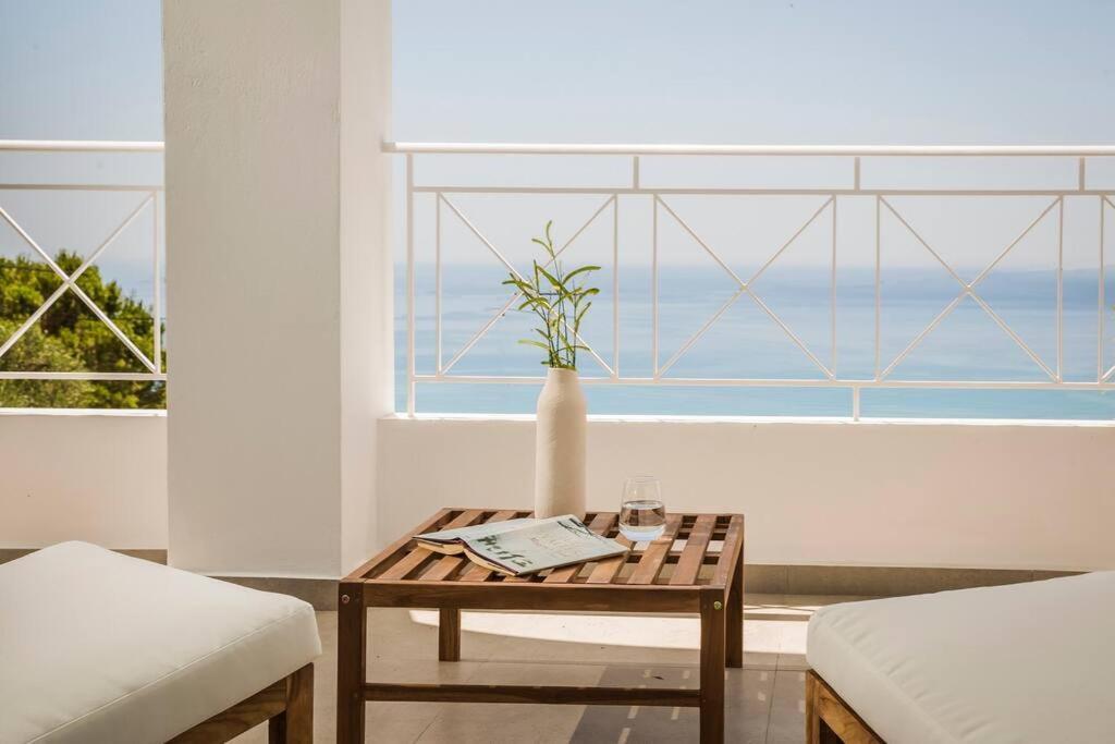 Lourdas White Villa لورداهاتا المظهر الخارجي الصورة