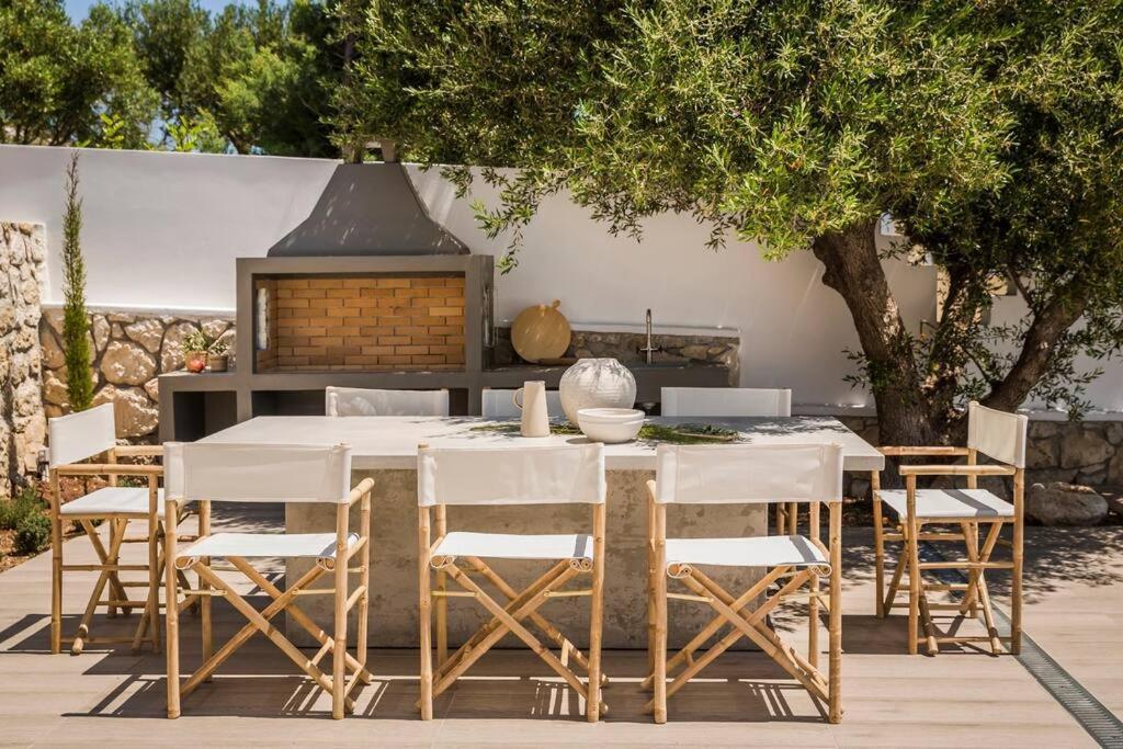 Lourdas White Villa لورداهاتا المظهر الخارجي الصورة